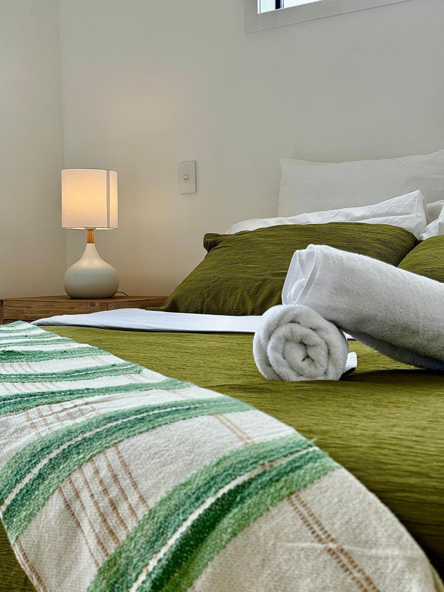 Room At Raglans Travellers Rest Coastal Retreat Exteriör bild