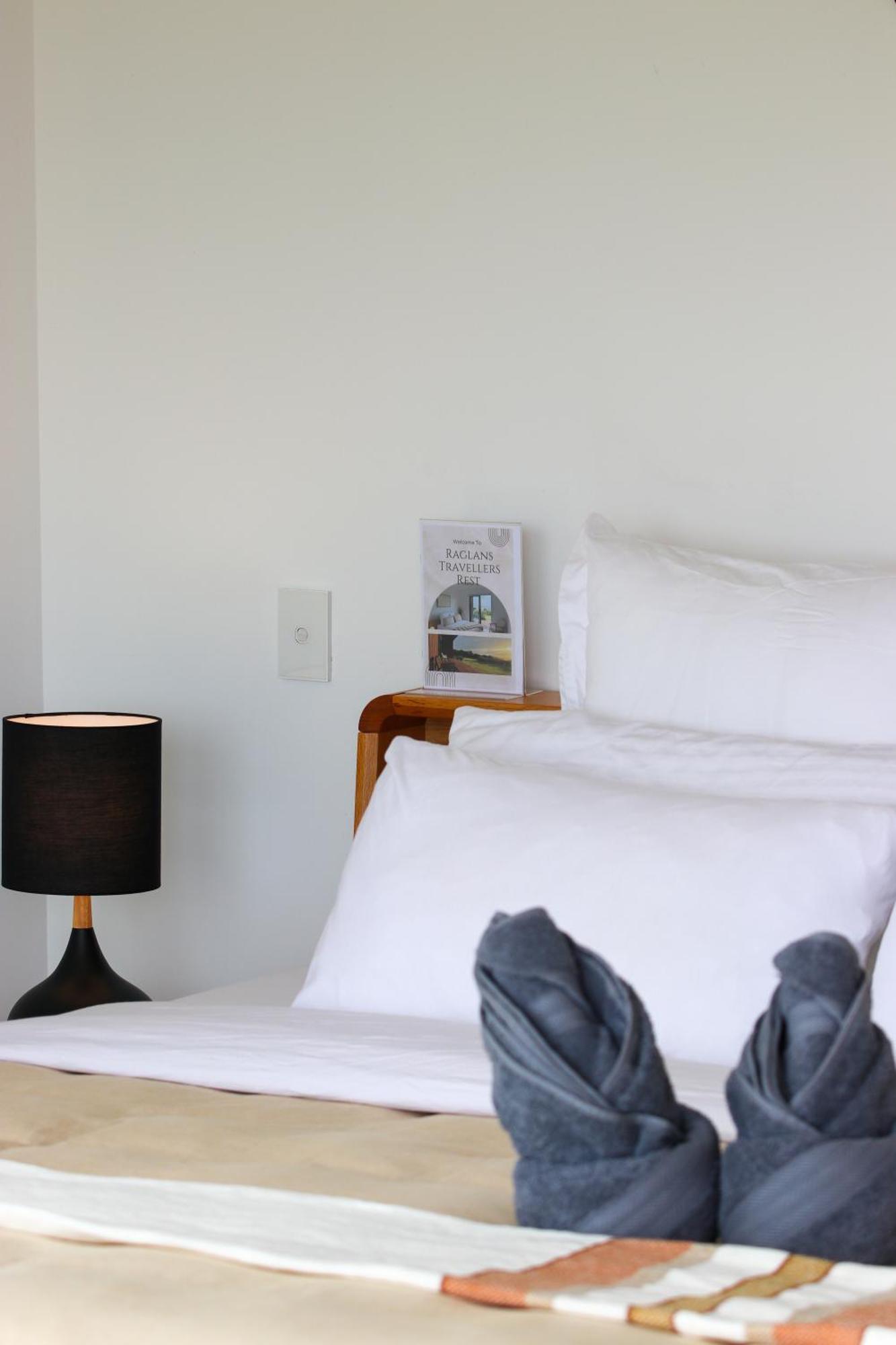 Room At Raglans Travellers Rest Coastal Retreat Exteriör bild